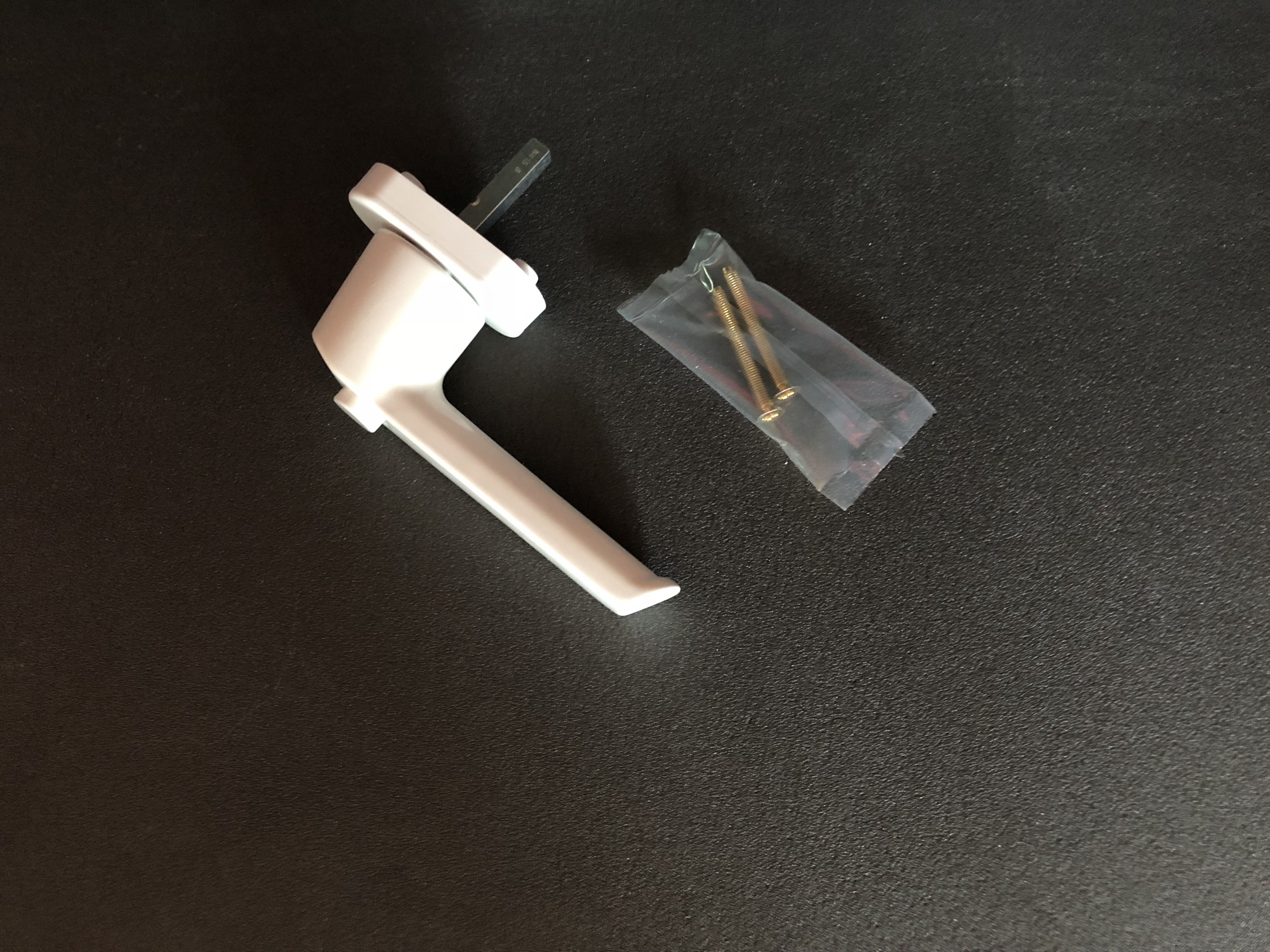 Schüco Fenstergriff mit Sperrtaste weiß