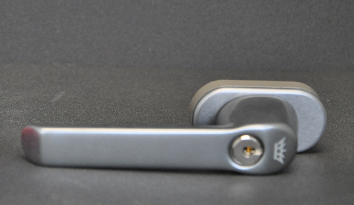 Schüco Fenstergriff abschließbar