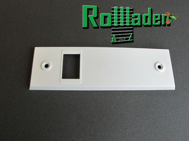 Selve Abdeckblende für Einlassgurtwickler, Lochabstand 135 mm, weiß